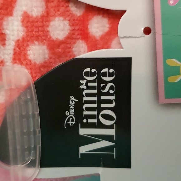 Disney Minnie Mouse Beach Towel - Picture 8 of 8